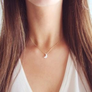 6/$30 New Silver Dainty Moon Necklace
